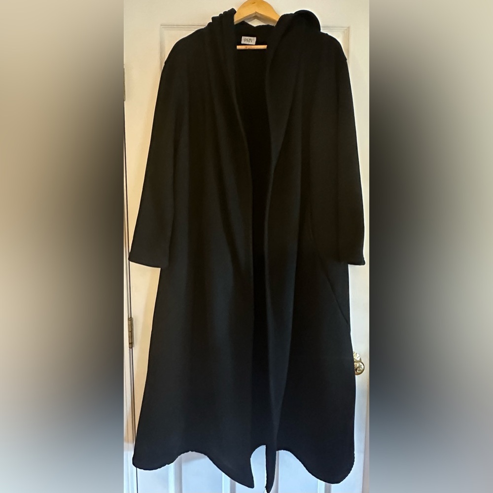 PRIV - CLOUD NINE COATIGAN IN Black